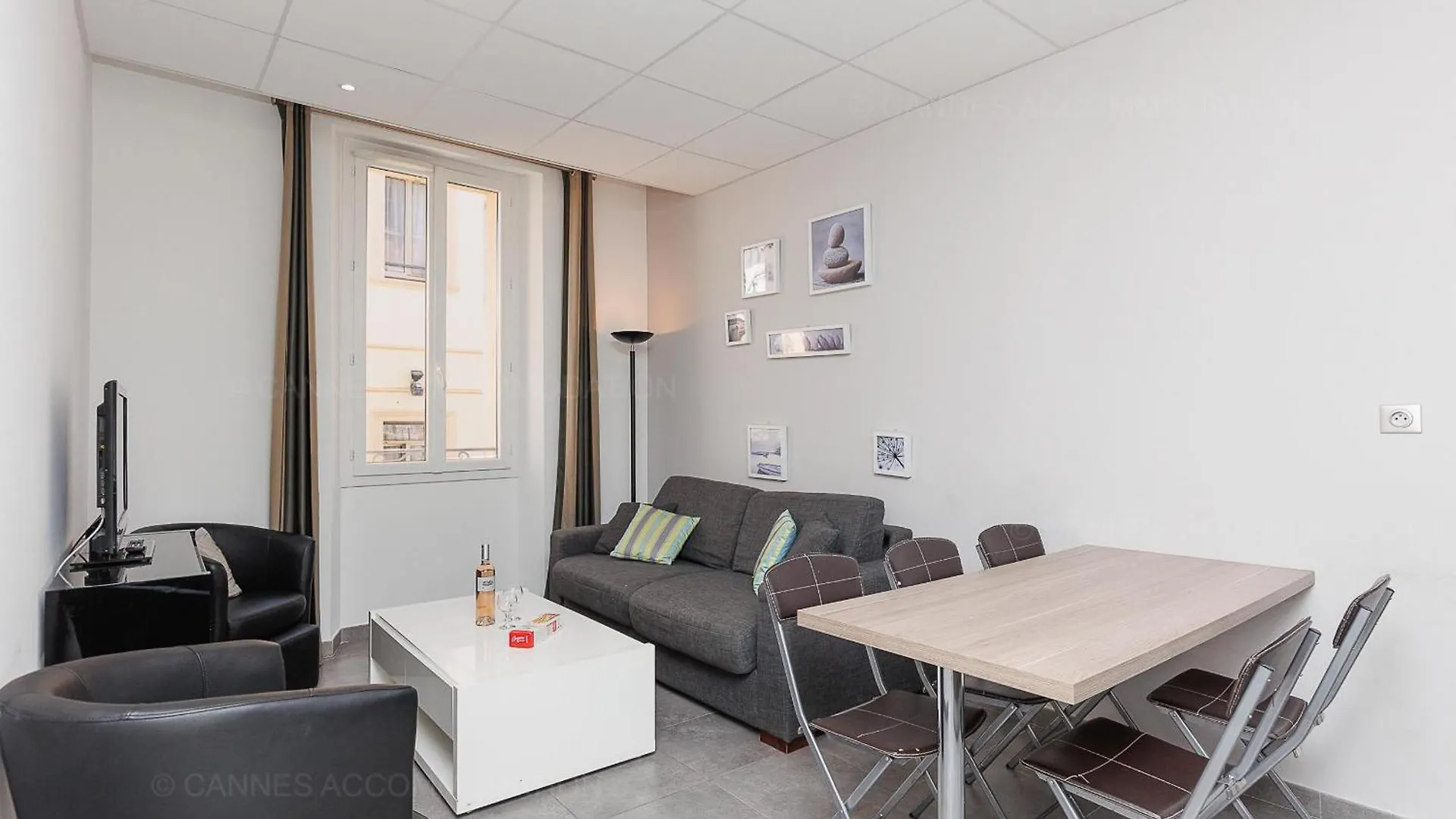Residence Aout 21 location